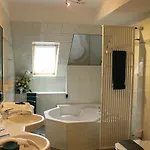 Lay-haus 3* Лимбах-Оберфрона