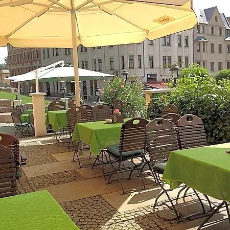 Lay-haus 3*