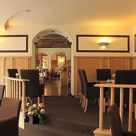 Lay-haus Отель 3*